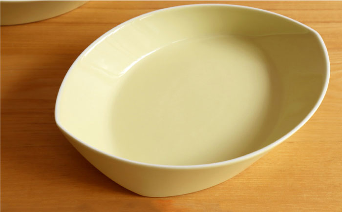 【白山陶器】【グッドデザイン賞受賞】リーヴズパスタ プレート 食器 カレー皿 イエロー 2枚セット【波佐見焼】[TA124]