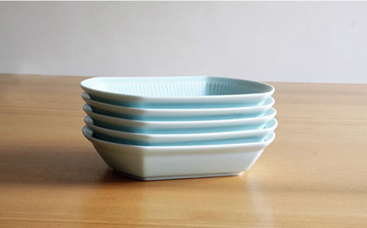 【白山陶器】【美しいレリーフ模様】よしず彫 煮付鉢 5ピース 青白釉 食器 小鉢 【波佐見焼】 [TA78]