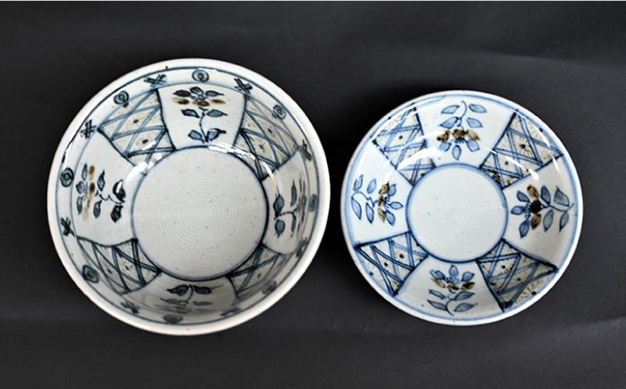 【波佐見焼】【※数量限定】染錦芙蓉地紋 手造 茶碗 （蓋付） 木箱入り【協立陶器】 [TC129]