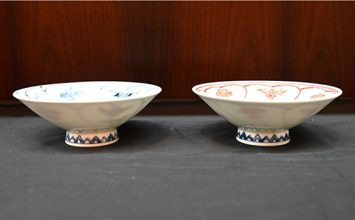 【波佐見焼】はさみ平茶碗 なづな（呉・朱） 茶碗 ペアセット【協立陶器】 [TC87]