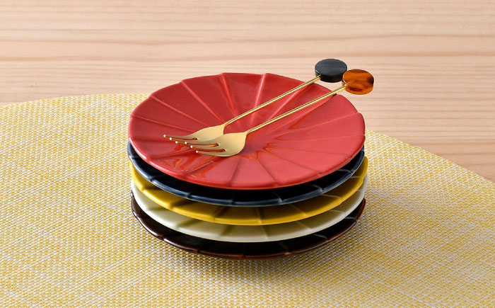 【波佐見焼】フォールド4寸皿 小皿 5カラー 赤・黄・ルリ・ブラウン・青磁 【清山】 [TD05]