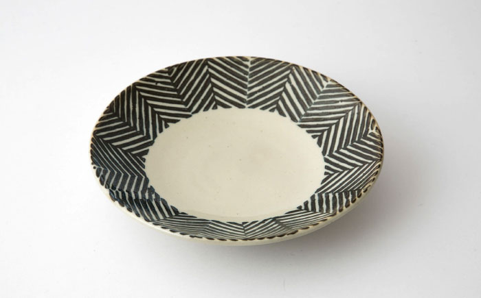 【波佐見焼】ヘリンボーン 六寸丸皿 2点セット ブラウン【アイユー】 [UA58]