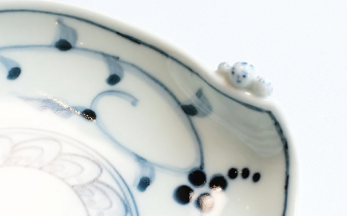 【波佐見焼】木の実唐草 一閑人銘々皿 2枚セット【FOURGRACE】 [UG13]