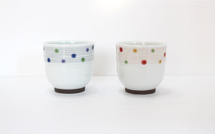 【波佐見焼】色彩水玉（ 茶碗 ・ 湯呑 ）4点セット【陶芸ゆたか】 [VA93]