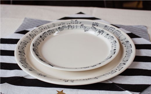 【波佐見焼】♪楽譜の器 音符の器5点セット♪ 小皿 大皿 そばちょこ 小鉢 カップ  食器 皿 【器工房den】 [WA04]