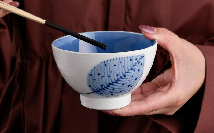 【波佐見焼】いろ葉 茶碗＆カップセット 青・赤 セット【まるしん】 [WD52]