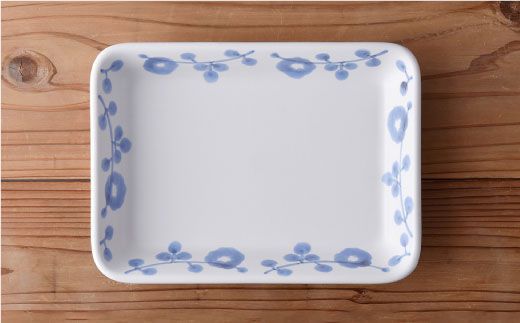 【波佐見焼】オーブンウェア 花唐草 長角トレー グラタン皿 食器 皿【光春窯】 [XD07]
