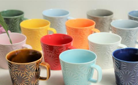 【波佐見焼】マリーゴールド マグカップ ペア（青白・ライトピンク）【翔芳窯】 [FE17]