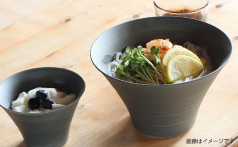 【波佐見焼】オセロ ペア いれこ碗 どんぶり 小鉢 ボウル【浜陶】 [XA67]