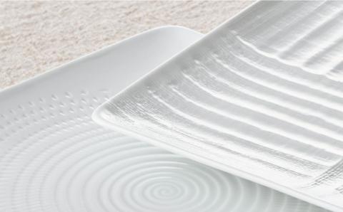 【波佐見焼】白磁手彫 正角 プレート （大）2枚セット【一真窯】 [BB47]