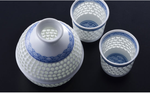 【波佐見焼】【特別な日に♪】水晶青海波 酒器 とっくり おちょこ セット【丹心窯】 [AB02]