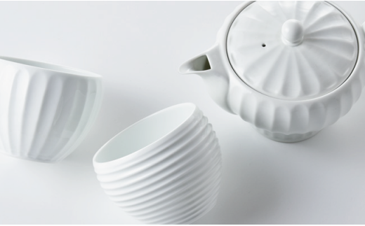 【波佐見焼】白磁手彫 茶碗 カップ ペアセット【一真窯】 [BB05]