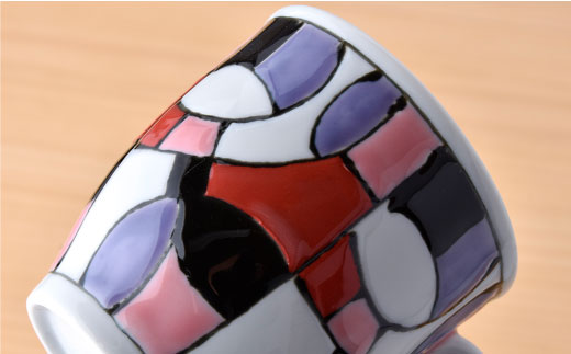 【波佐見焼】ステンドグラス柄 ペア マグカップ（青・赤）【大新窯】 [DC25]