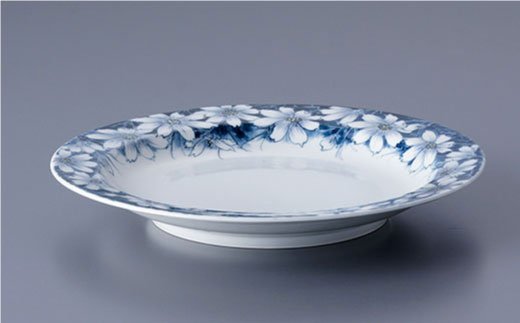 【波佐見焼】『2019年 現代の名工受賞！』染付 皿 プレート コスモス（2個揃）【青以窯】 [HD03]