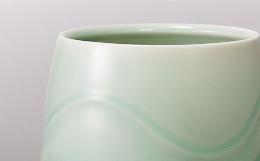 【波佐見焼】伝統工芸士・山口正美氏作 流水紋花入 花瓶 (AZ-2)【山口正右衛門窯】[KD02]