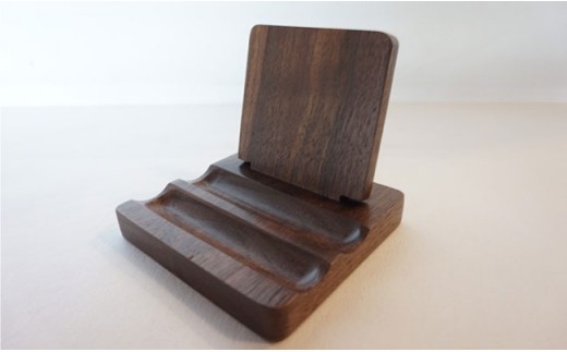 リモコンスタンド・スマホスタンド【木の工房あんくるうっど】 [NC04]