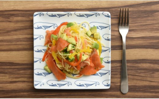 【波佐見焼】natural69 cocomarine×Janke 正角皿2枚セット 色くじら／白くじら [QA06]