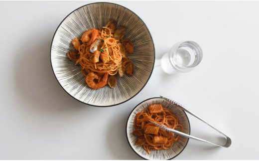 【波佐見焼 利左エ門窯】 Sen彫 盛鉢1客／取皿5枚【natural69】 [QA40]