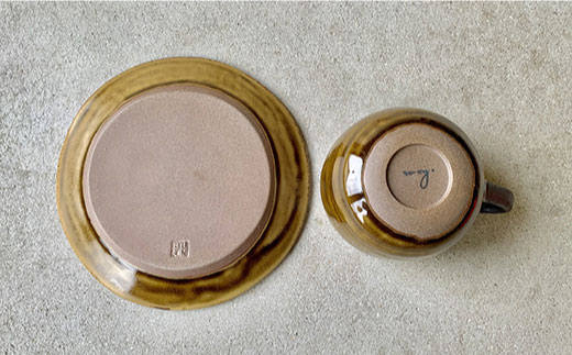 【波佐見焼】cocoa 伊羅保（イラボ） マグカップ ・ プレート セット 皿 【ROXY】 [SB53]