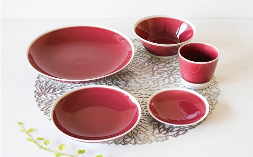 【波佐見焼】シャイニーカラー ワイン色（トルマリン）10点セット 皿 ボウル カップ 【陶芸ゆたか】 [VA56]
