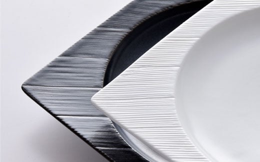 【波佐見焼】砂紋シリーズ 丸スクエア皿 お皿 ペアセット【一真陶苑】 [BB39]