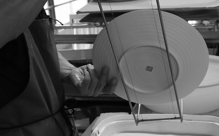 【波佐見焼】サガンしのぎ 大皿 中皿 プレート（クリームマット、グレーマット）マットカラー 北欧 4枚セット【一龍陶苑】 [CC65]