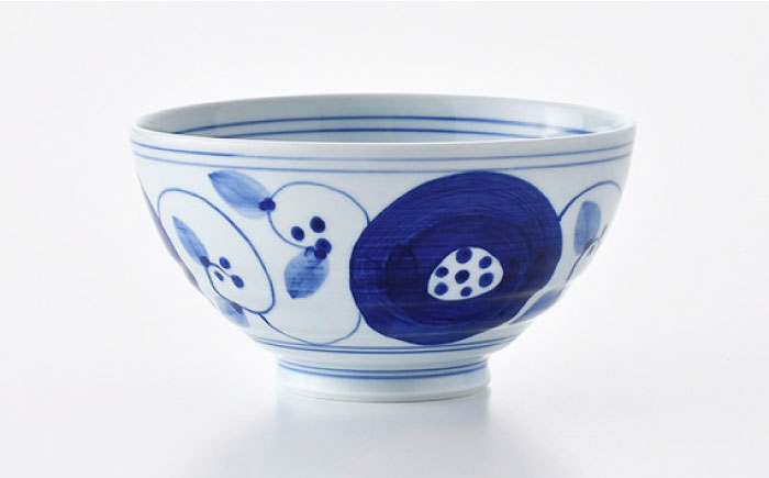 【波佐見焼】染付丸丼 どんぶり そばちょこ セット（唐草）【大新窯】 [DC106]