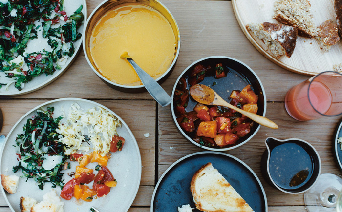 【HASAMI PORCELAIN】ミッドディープラウンドボウル ブラック 185mm 2点セット 食器【東京西海】 [DD214]