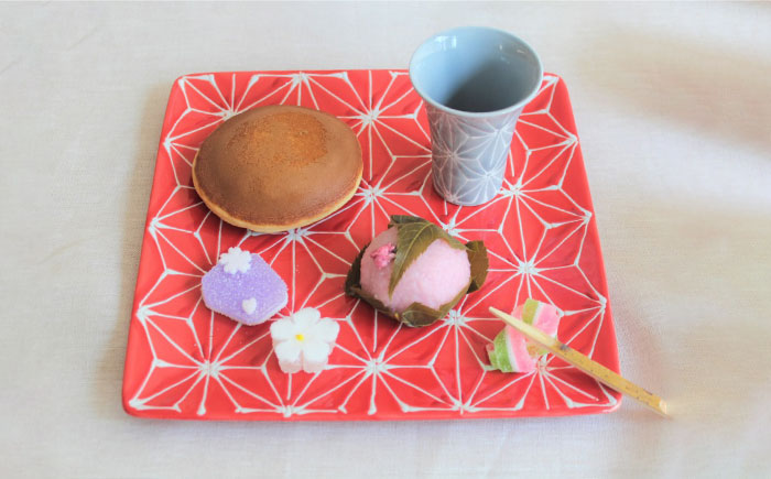 【波佐見焼】ホワイトライン麻 スクエア プレート M 赤【翔芳窯】 [FE38]