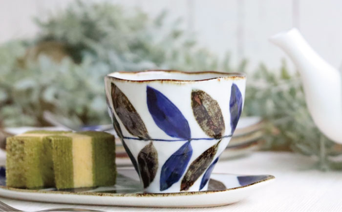 【波佐見焼】スリムオーバル プレート ・カップ セット リーフ【翔芳窯】 [FE58]