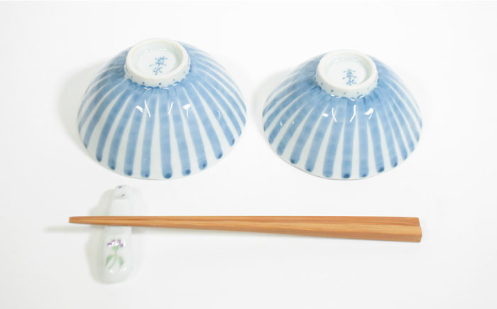 【波佐見焼】十草 三つ花 飯碗 茶碗 大小セット【藍水】 [GB34]