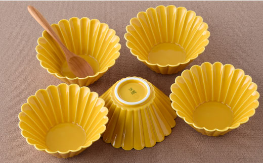 【波佐見焼】菊型 中鉢 ボウル 5点セット（黄）【洸琳窯】 [GE25]