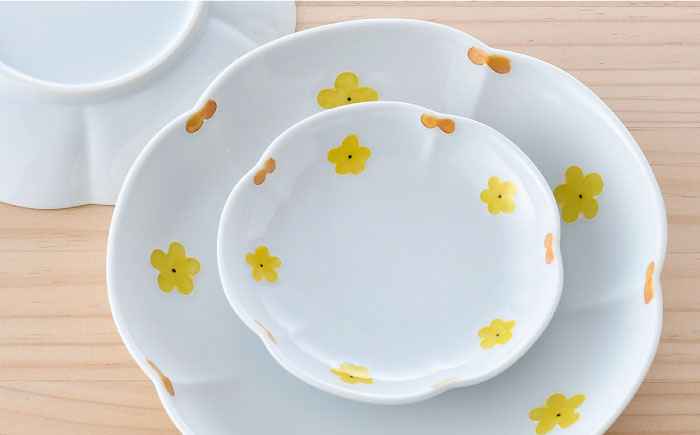 【波佐見焼】花★花 プレート 大・中・小 ミニ マグカップ 4点セット （黄色） 食器 皿【松幸陶芸】 [HB54]