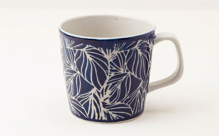 【波佐見焼】マグカップ ポトス ペア 白・ネイビー 食器【大貴セラミックス】 [HF17]