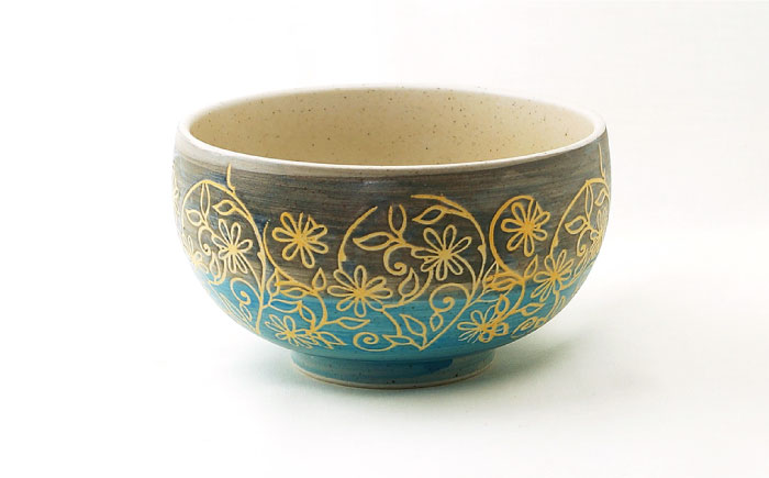 【波佐見焼】ワール丼 アラベスカ 2個セット 丼ぶり 赤・水色 【大貴セラミックス】 [HF18]