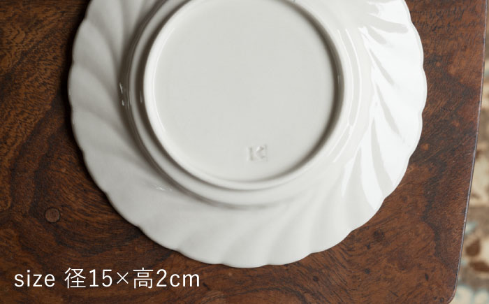 【波佐見焼】輪花丸皿 ミルク色 2枚セット 食器 皿【イロドリ】 [KE53]