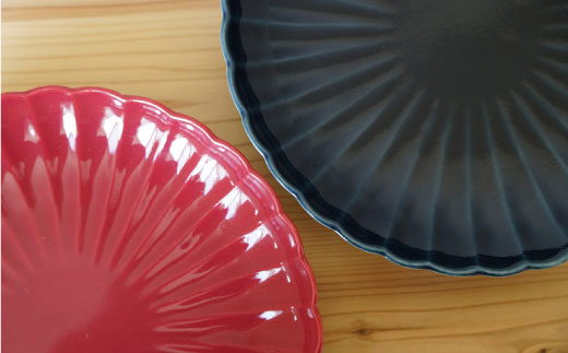 【波佐見焼】花しのぎ ペア 大皿 (藍・紅)【団陶器】 [PB48]