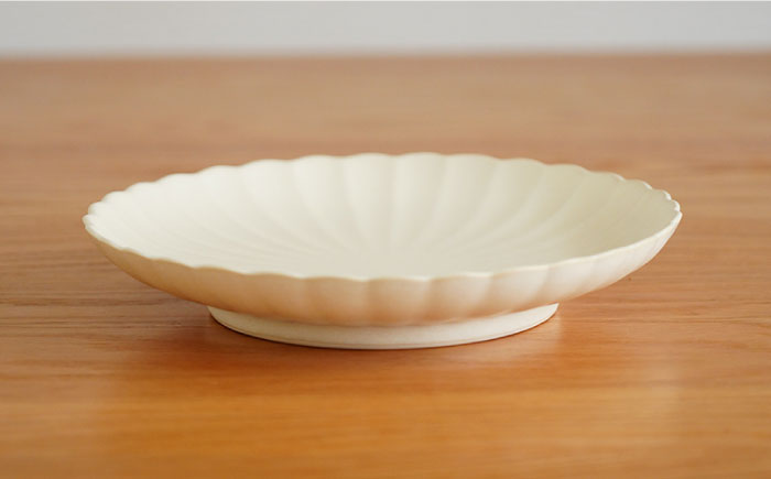 【波佐見焼】花しのぎ ペア 大皿 プレート (白鼠・薄黄)【団陶器】 [PB81]