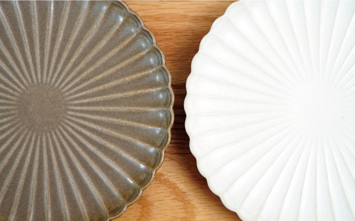 【波佐見焼】花しのぎ ペア 和皿 プレート (栗・白鼠)【団陶器】 [PB83]