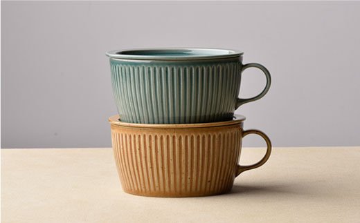 【波佐見焼】【オーブン可】ペアカラー ハンドル付 蓋物 ペアセット  小皿 スープマグ スープカップ   食器 皿 【舘山堂】 [RC08]
