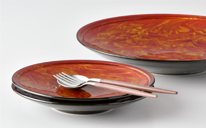 【波佐見焼】深皿 レッドマーブル 25.5cm 1枚・17cm 2枚セット 取り皿 小皿 大皿 【舘山堂】 [RC22]