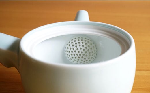 【白山陶器】【茶和】グッドデザイン賞 急須 青白釉 食器 【波佐見焼】 [TA90]