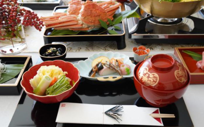 【波佐見焼】紅白お祝い小鉢 渕金蓮型小鉢 レッド/ホワイト 4点セット【FOURGRACE】 [UG05]