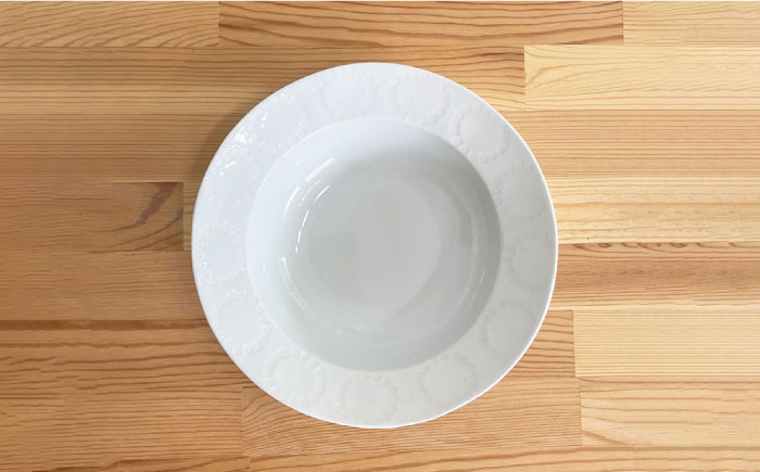 【波佐見焼】サークルリング ボウル 大・中 ホワイト 4点セット【陶芸ゆたか】 [VA108]