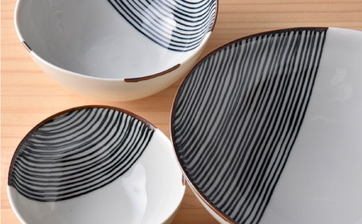 【波佐見焼】ハ－フラインシリ－ズ マルチ ボ－ル 大・中・小 3点セット 小皿 カレー皿 食器 食器 皿 【まるしん】 [WD07]