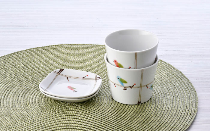 【波佐見焼】ことりの森 マルチカップ・角豆皿 4点セット【まるしん】 [WD40]