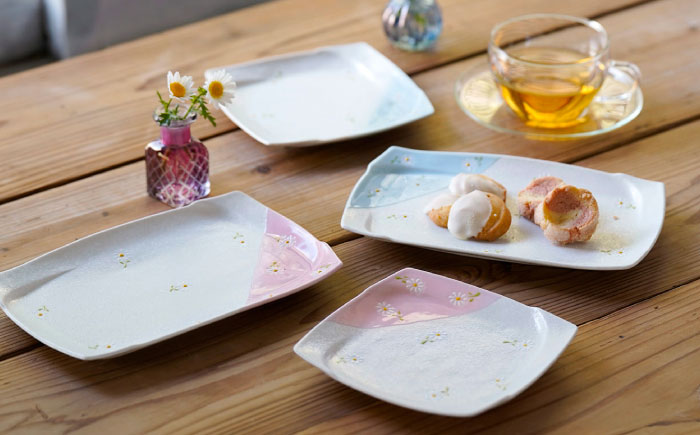 【波佐見焼】ホワイトデイジー プレートセット ブルー・ピンク 長角・正角 計4点【まるしん】 [WD53]