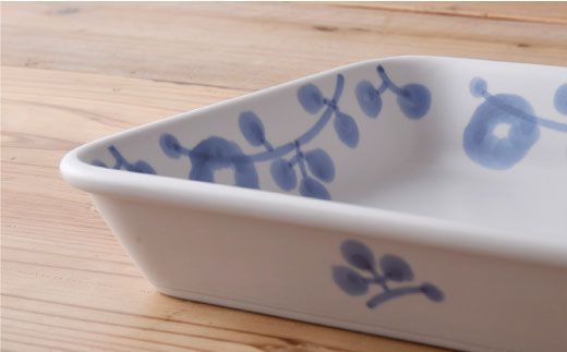 【波佐見焼】オーブンウェア 花唐草 長角トレー グラタン皿 食器 皿【光春窯】 [XD07]