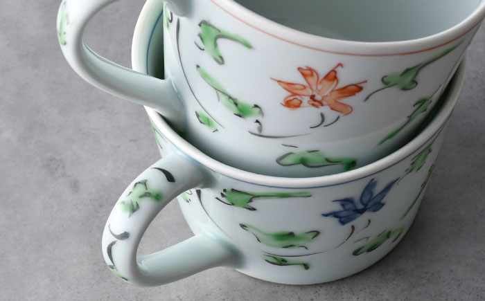 【波佐見焼】花グリーン唐草 カップ&ソーサー ペアセット【一夢窯】 [XE09]