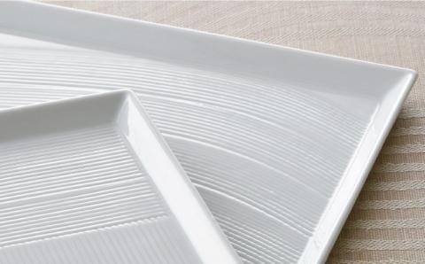 【波佐見焼】白磁手彫 ハーフトレイ プレート 2枚セット【一真窯】 [BB50]